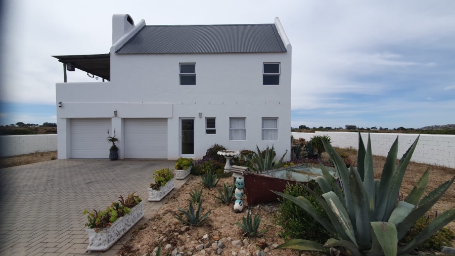 3 Bedroom Property for Sale in Lampiesbaai Western Cape
